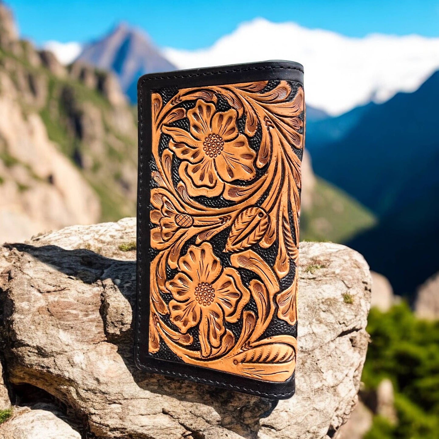 Mar tooled leather & cowhide men’s wallet