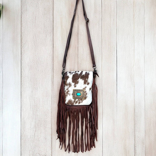 Cowhide conch fringe crossbody bag 