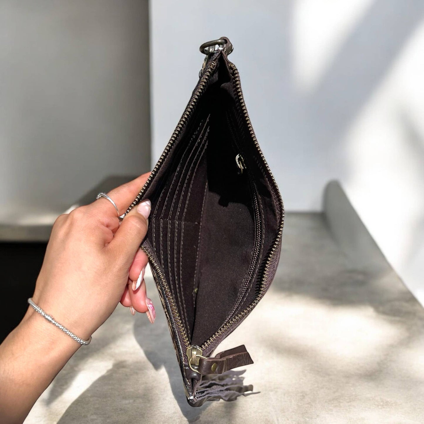 Cowhide & leather  fringe crossbody bag 